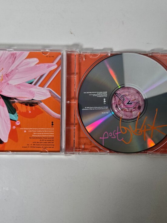 Bjork, Post CD. Bundle any 3 cd's with this title for only $12.00! - Picture 3 of 3